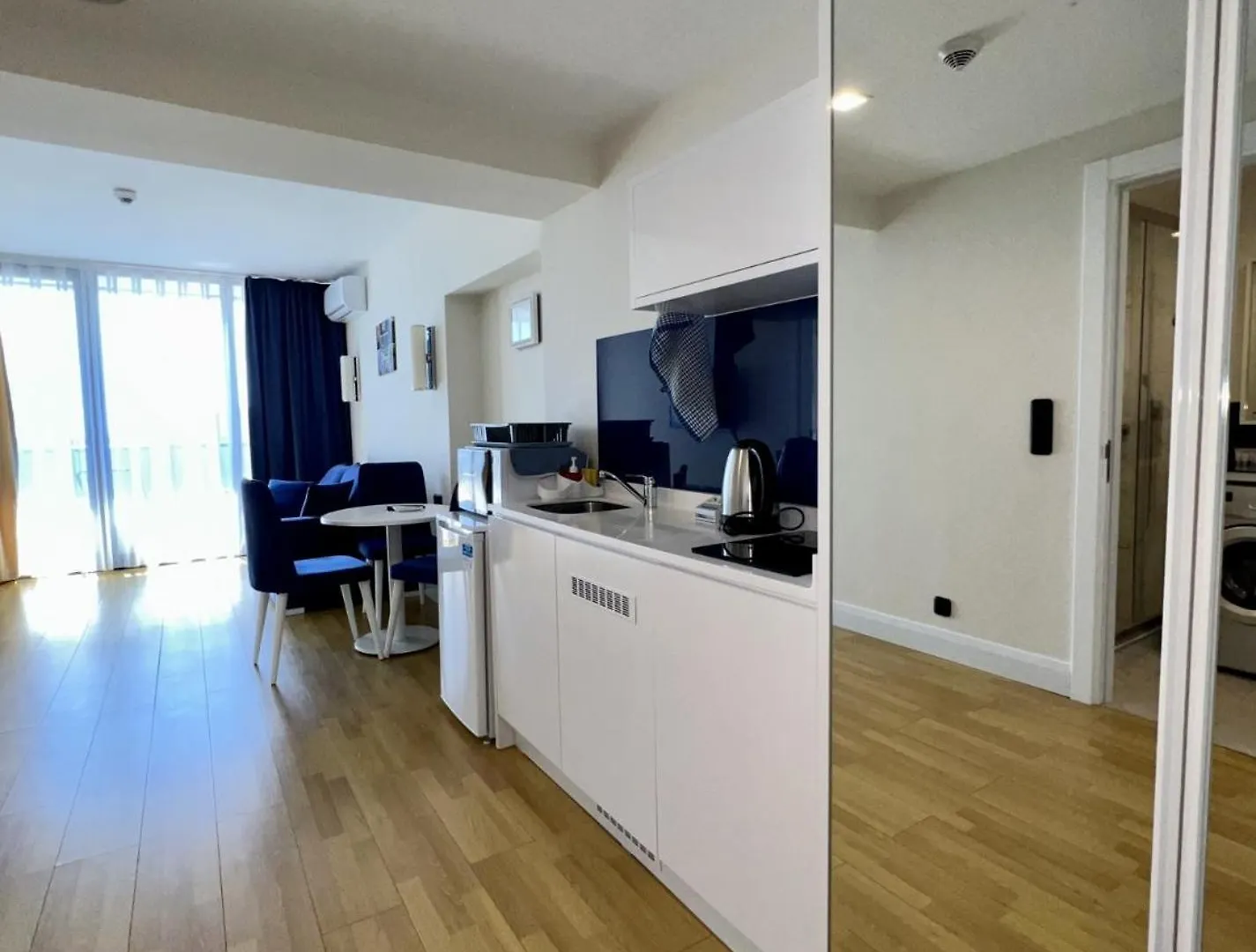 Orbi City Superhost Itkhvisi 5*, Batumi