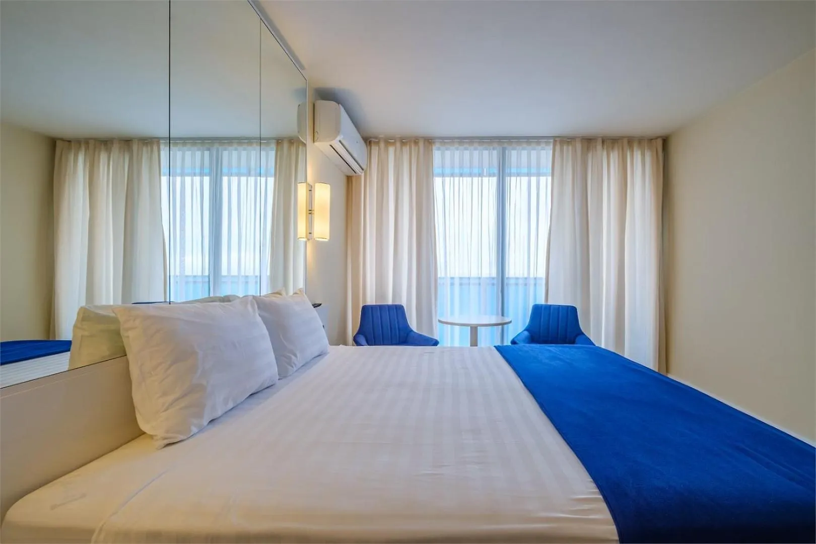 Orbi City Superhost Itkhvisi Hotel